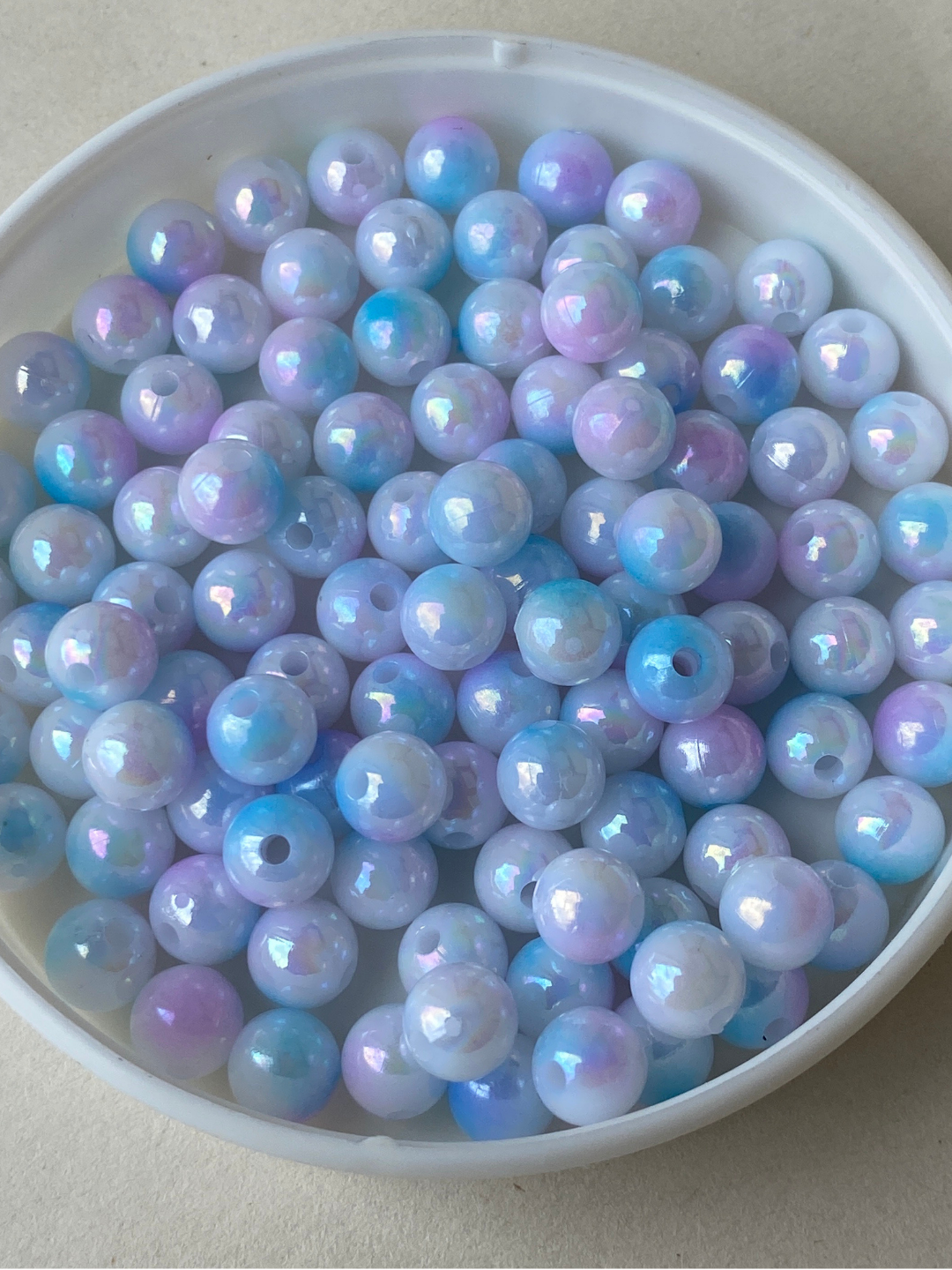 Pastel Blue & Lilac Iridescent Round Beads – Pre-Loved