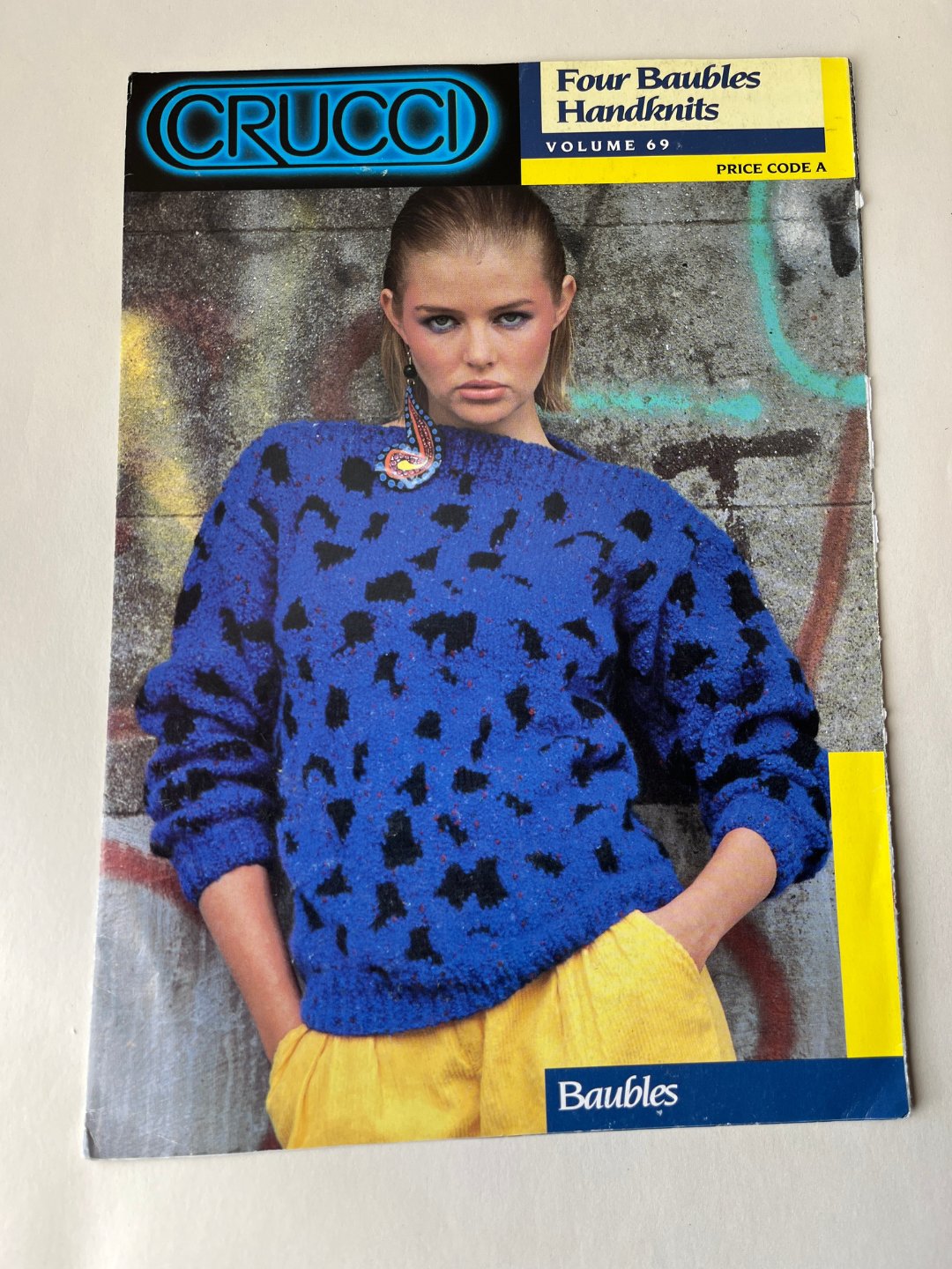 Crucci Four Baubles Handknits Volume 69